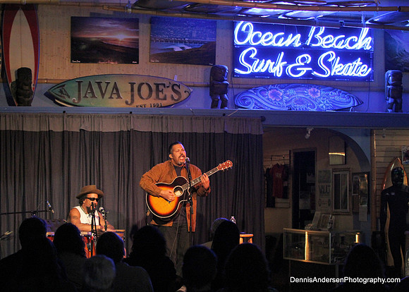 TOCA RIVERA & CARLOS OLMEDA